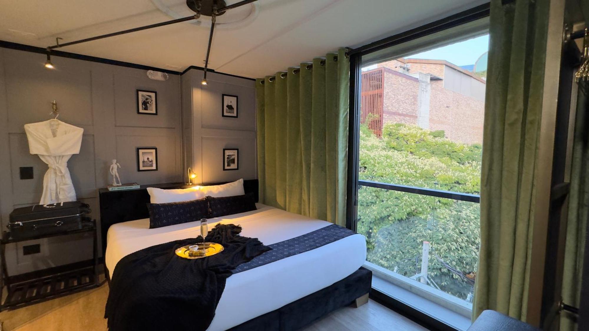 Hotel Helene Medellin Exterior photo