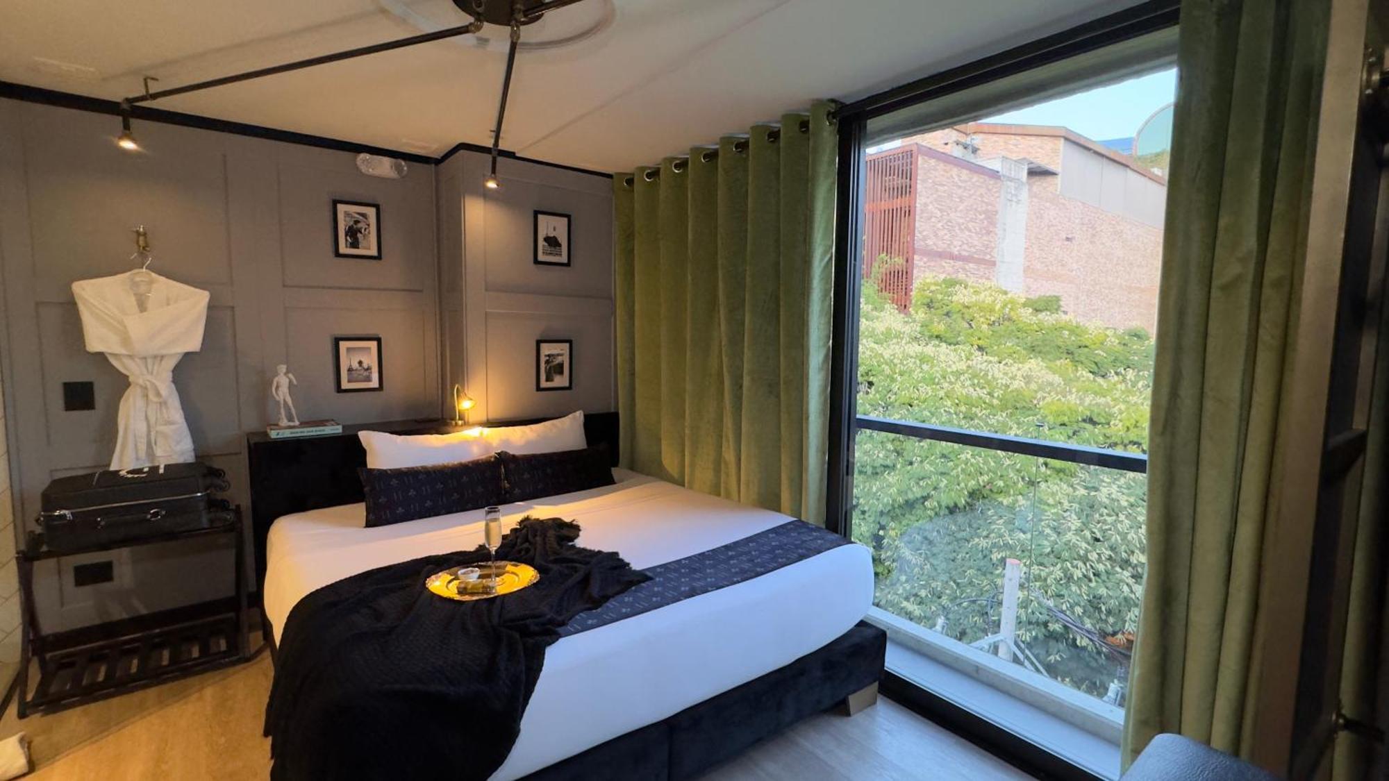 Hotel Helene Medellin Exterior photo